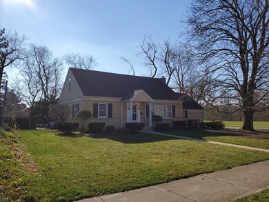 1121 W Keith Ave, Waukegan, IL 60085 - photo 3