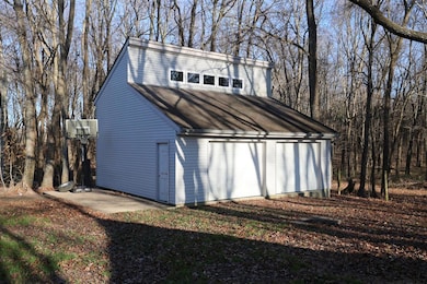 447 Mayhew Rd, Park City, KY 42160 - photo 4