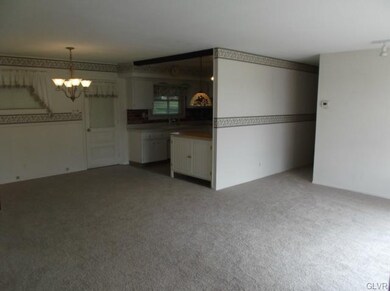 590 Miller Ln, Whitehall, PA 18052 - photo 6