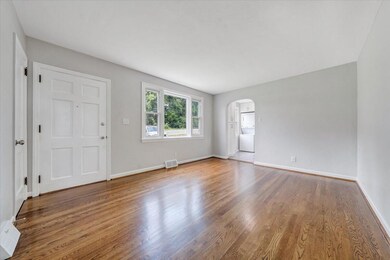 Living room 2