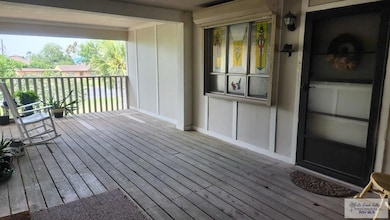 semi-private front deck