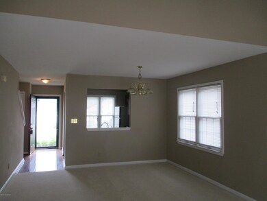 5805 Hudson Lake Dr, Louisville, KY 40291 - photo 5