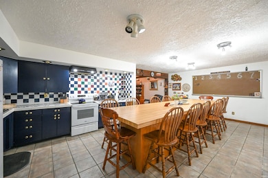 813 Tomahawk Blvd, Kokomo, IN 46902 - photo 7