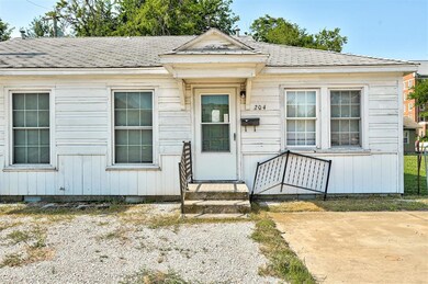 204 E Lindsey St unit 204, 206, Norman, OK 73069 - photo 6