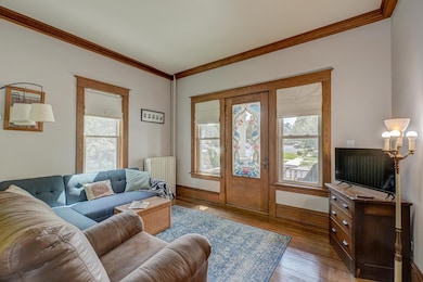 102 Western Ave N #1-30.jpg