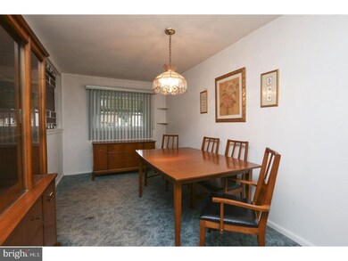 2743 Maxwell St, Philadelphia, PA 19136 - photo 6