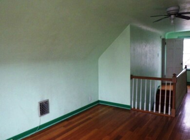 2201 S Pershing Dr, Muncie, IN 47302 - photo 3