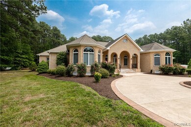 9017 Hollywood Dr, Disputanta, VA 23842 - photo 5