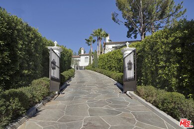 1270 Shadow Hill Way, Beverly Hills, CA 90210 - photo 7