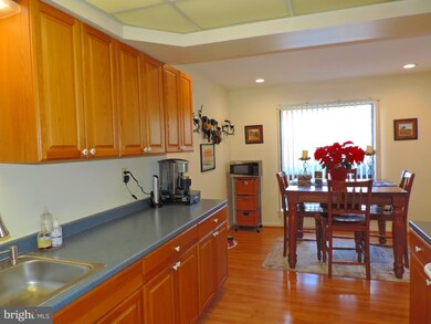 981 Putnam Blvd unit 84, Wallingford, PA 19086 - photo 4
