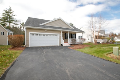 29 Watts Landing unit 24, Manchester, NH 03103 - photo 2