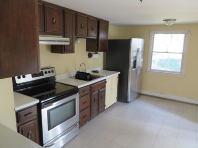 Still Kitchen