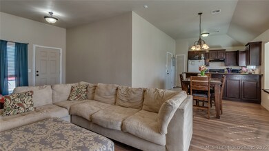 3113 E Gillette St, Broken Arrow, OK 74014 - photo 5