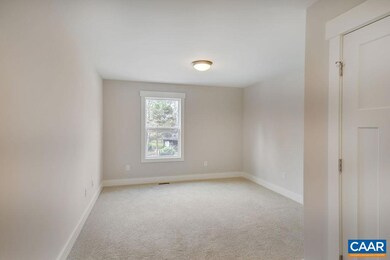 113 Blithe Ct, Charlottesville, VA 22901 - photo 5