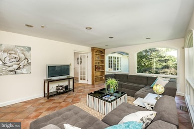 1106 Bryn Mawr Rd, Baltimore, MD 21210 - photo 5