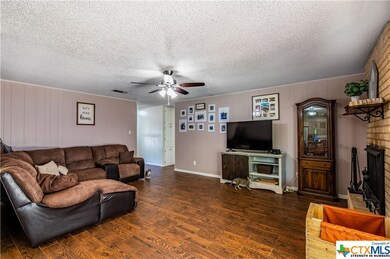 902 Lynn Ln, Copperas Cove, TX 76522 - photo 5