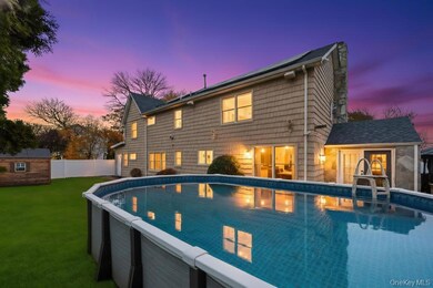 277 Clocks Blvd, Massapequa, NY 11758 - photo 4