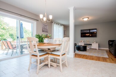 127 Russells Mills Rd, Dartmouth, MA 02748 - photo 4