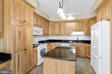 14220 Shelby Cir, Hagerstown, MD 21740 - photo 5