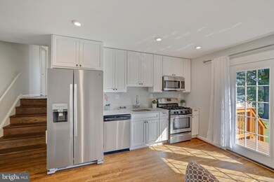 6115 Westland Dr, Hyattsville, MD 20782 - photo 6