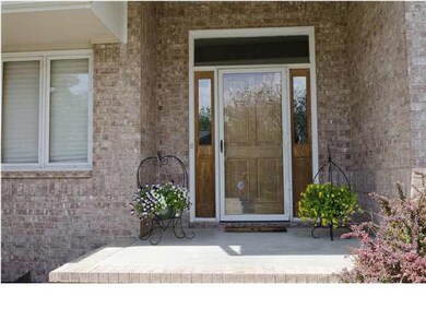 Inviting front porch!