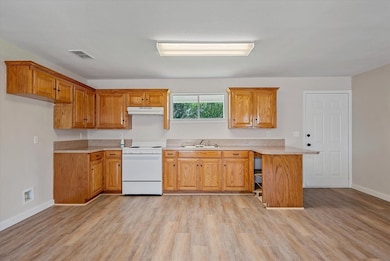 510 Bradburn Rd unit 514, Grand Saline, TX 75140 - photo 7