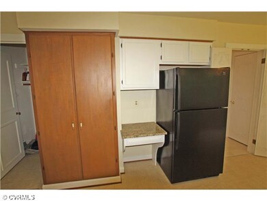 Kitchen - Built-in Pantry, desk area adjacent to t