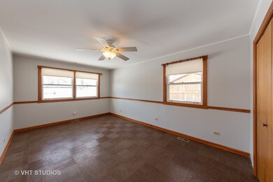 3705 Bluebird Ln, Rolling Meadows, IL 60008 - photo 2