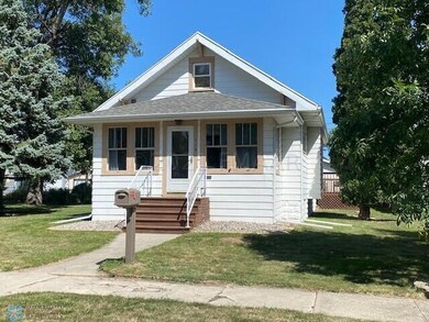 114 9th St