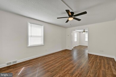 6824 Duluth Ave, Dundalk, MD 21222 - photo 2