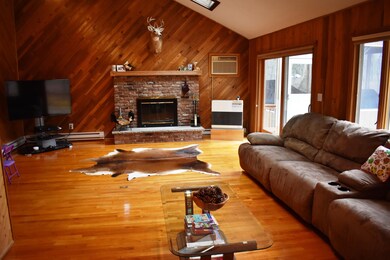 108 Surrey Dr, Blooming Grove Township, PA 18428 - photo 4