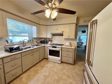 2601 E 8th St, Pittsburg, KS 66762 - photo 7