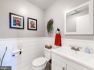 18 Penny Ln, Baltimore, MD 21209 - photo 7