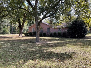 104 Lakeview Dr, Eufaula, AL 36027 - photo 7