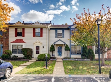 75 Pear Tree Ln unit 10C, Franklin Park, NJ 08823 - photo 2