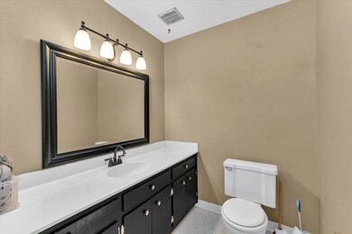 12-P1583020