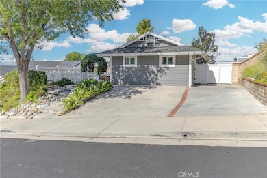 27829 Carnegie Ave, Santa Clarita, CA 91350 - photo 4