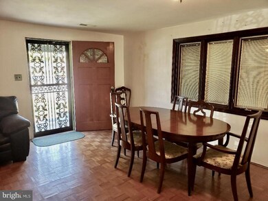 414 Howell Dr, New Castle, DE 19720 - photo 5