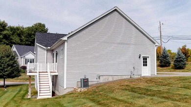 1 Sugar Plum Ln, Londonderry, NH 03053 - photo 5