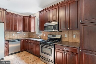 1401 Yarrow Cir, Dayton, NJ 08810 - photo 5