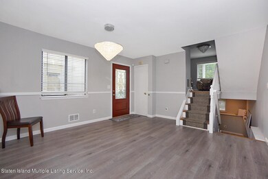 5 Clove Way, Staten Island, NY 10301 - photo 4
