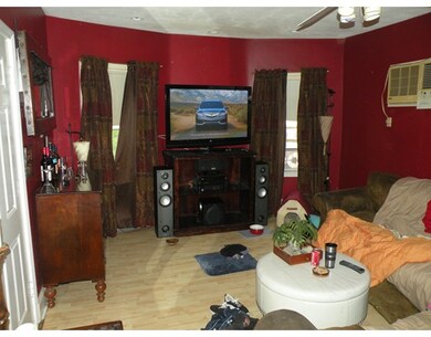 89 Kinsman St, Everett, MA 02149 - photo 5