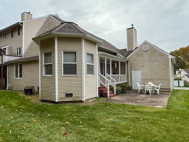 202 River Farms Dr, West Warwick, RI 02893 - photo 6