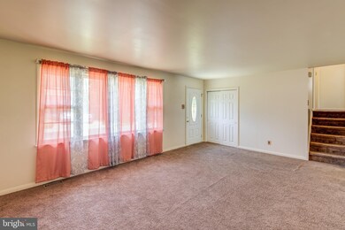 26 Spruce Rd, Burlington, NJ 08016 - photo 4