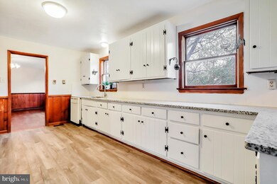 30 E Henrietta St, Smithsburg, MD 21783 - photo 6