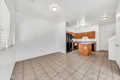 1718 W Colter St-7_(2048)