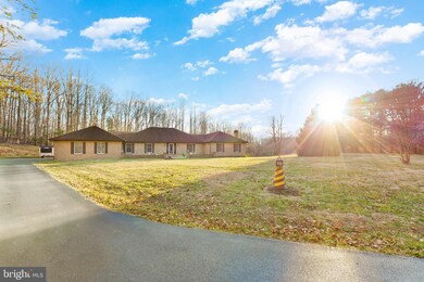 925 Hunting Lake Dr, Huntingtown, MD 20639 - photo 5