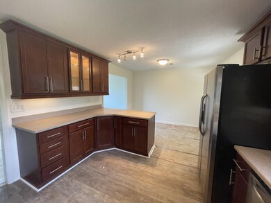 1365 Polaris Dr, Hixson, TN 37343 - photo 2