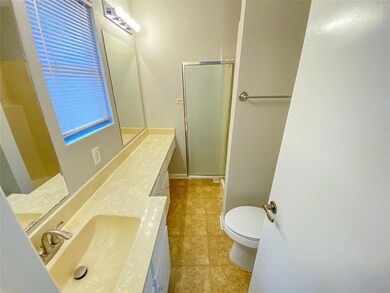 81 Stonegate Dr, Bedford, TX 76022 - photo 7