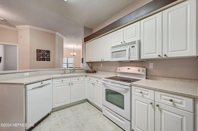 Laurel Wood Way 202-013
